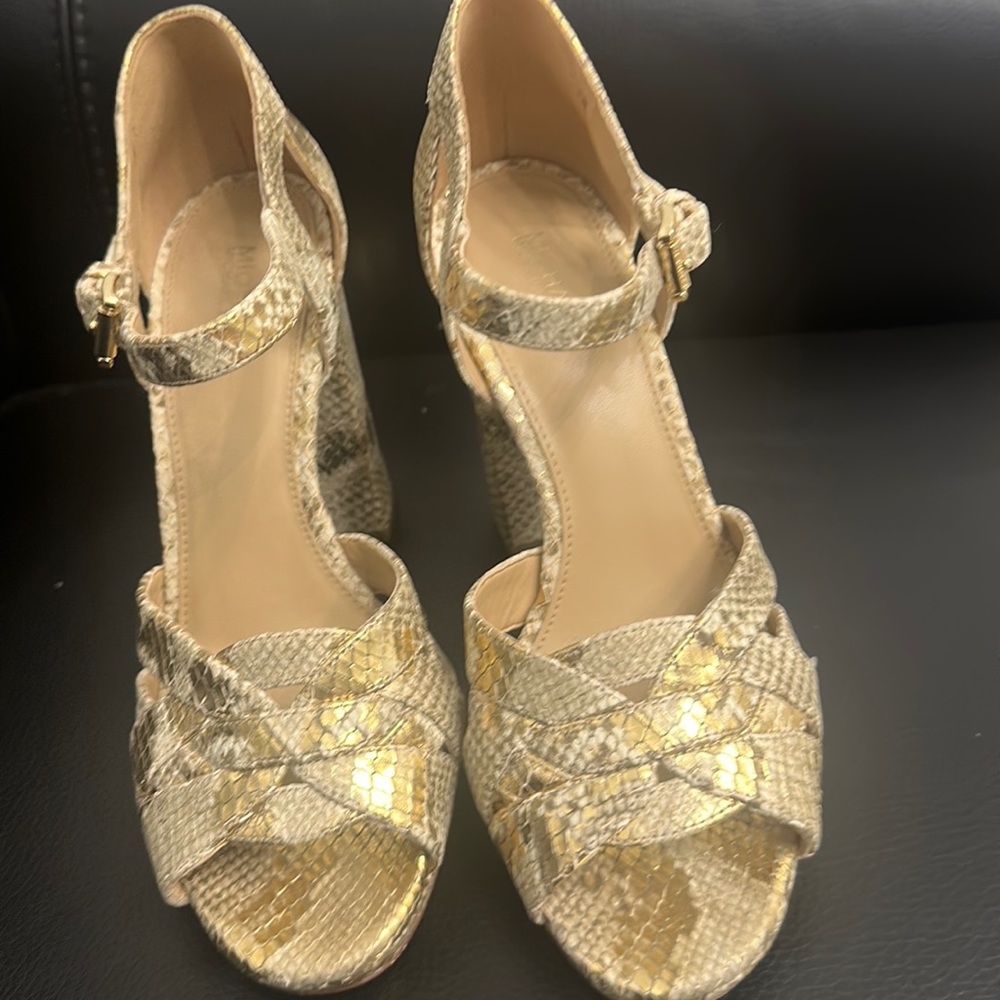 Micheal Kors shoes